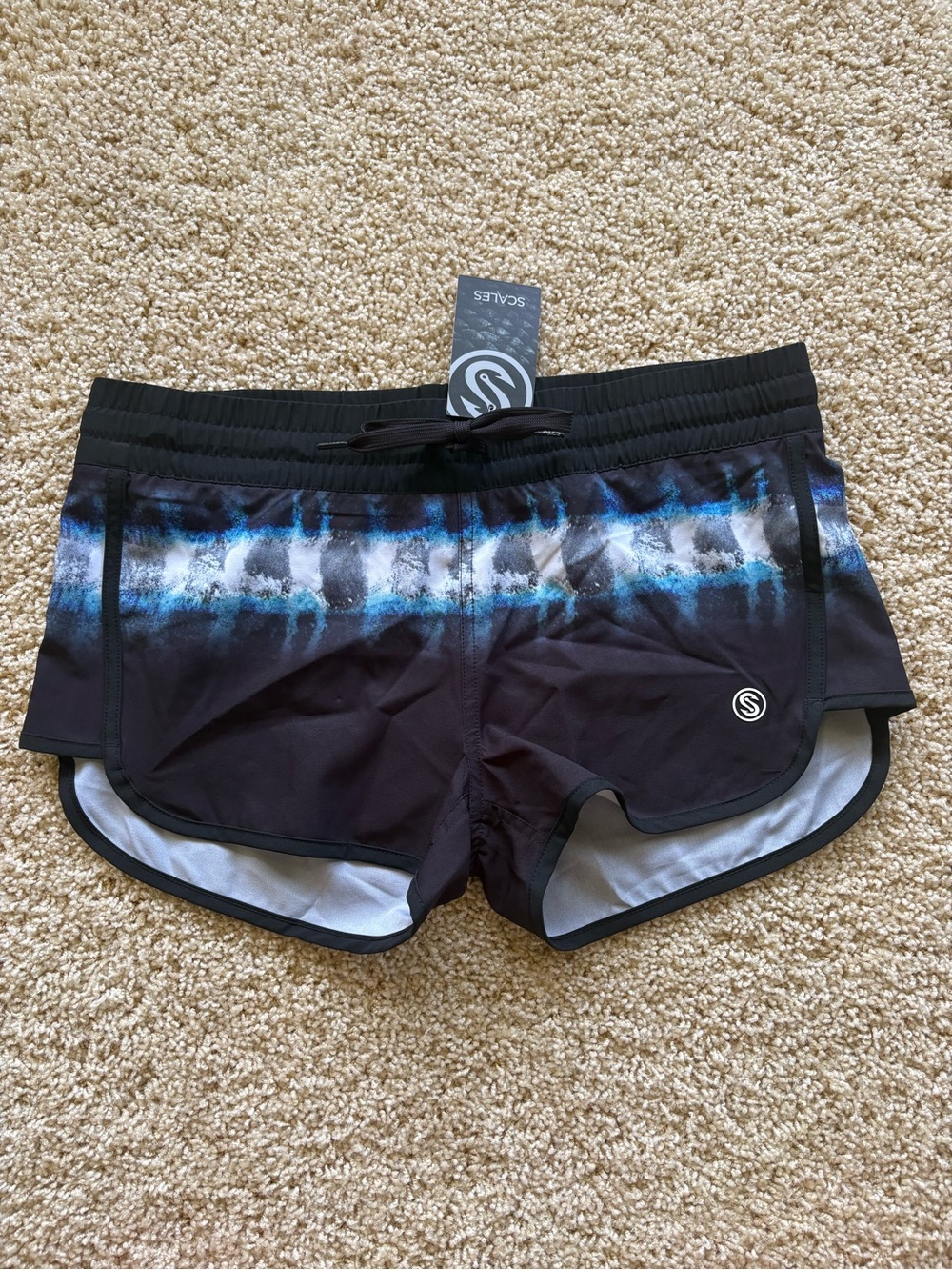 SCALES Women's Boardshorts Wahoo Black Size Medium
